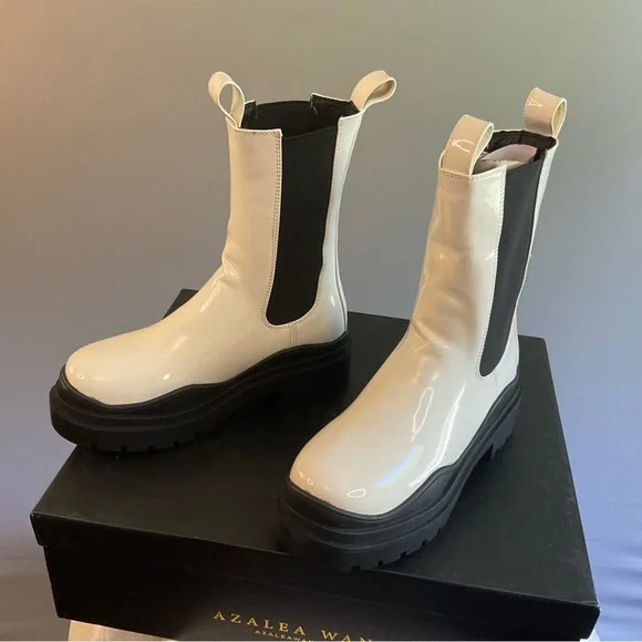 Azalea Wang “Akira Ghosted” White + Black Chelsea Boots NWT Size 7 - Picture 10 of 16
